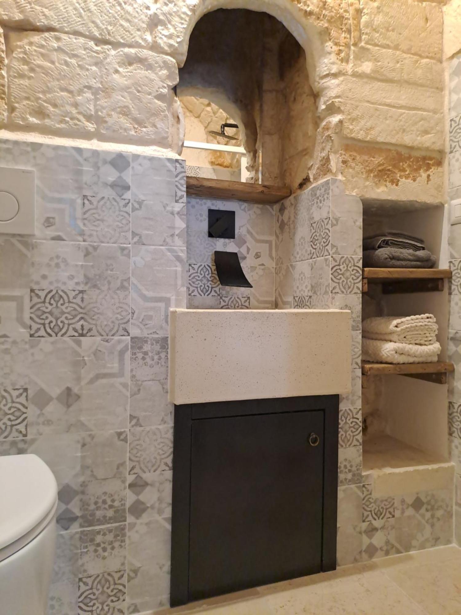 ホテル Petrakis House オストゥーニ エクステリア 写真